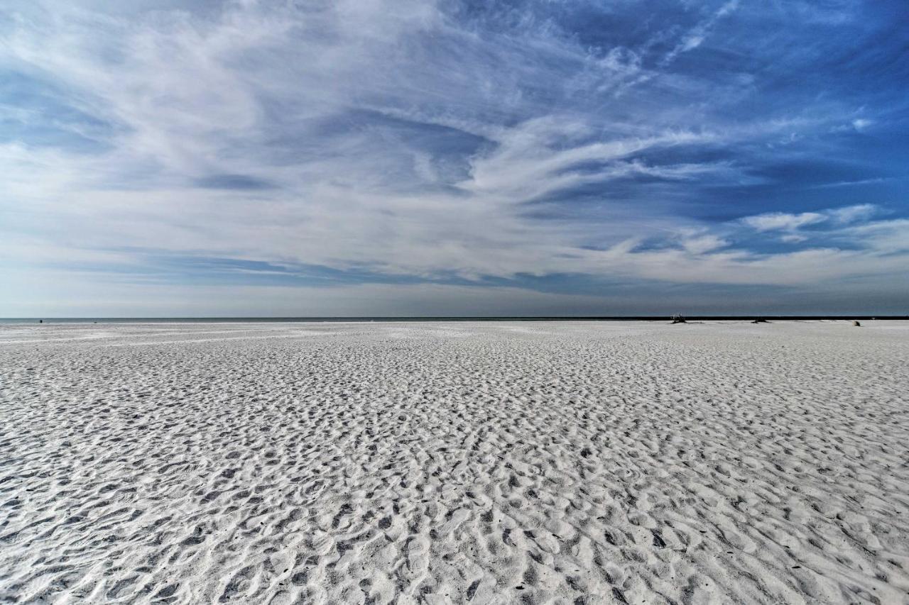 Bright Sarasota Bungalow - 5 Mi To Siesta Beach! Luaran gambar