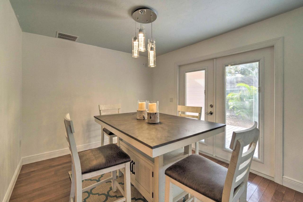 Bright Sarasota Bungalow - 5 Mi To Siesta Beach! Luaran gambar