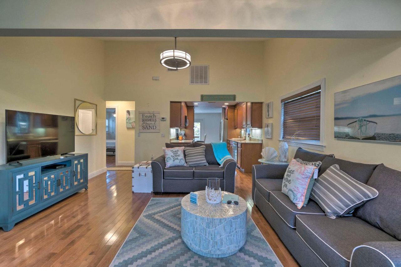 Bright Sarasota Bungalow - 5 Mi To Siesta Beach! Luaran gambar
